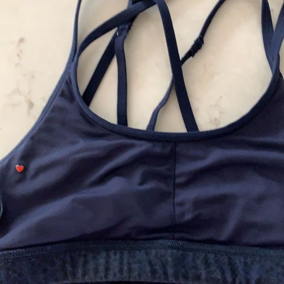 🌈 5/$25 Lorna Jane navy athletic sports bra - Picture 5 of 5